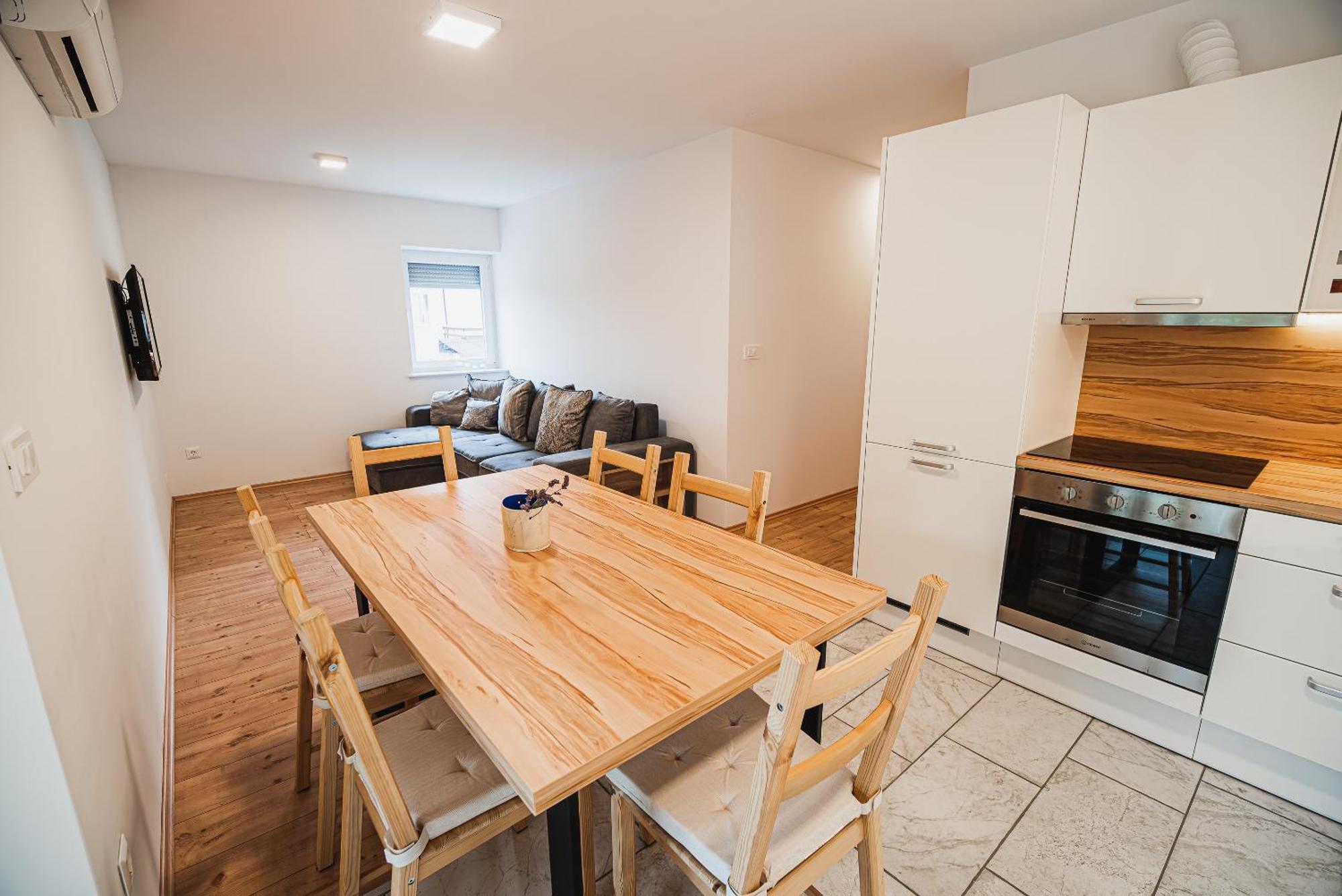 Apartments Rozalija ゴレンスカ地方 部屋 写真